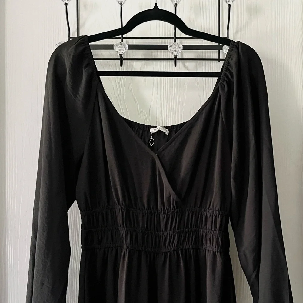 Mittoshop Classic Black Jumpsuit with Pockets